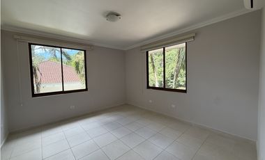 Se Alquila Casa con piscina en Camino de Cruces, Clayton