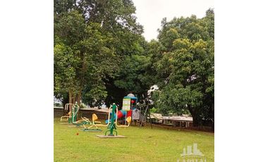 CASA CON PATIO EN DON BOSCO EN $110,000