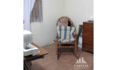 CASA CON PATIO EN DON BOSCO EN $110,000