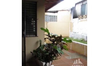 CASA CON PATIO EN DON BOSCO EN $110,000