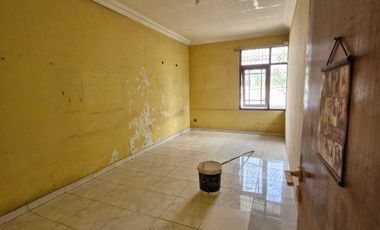 Rumah Taman Kopo Indah 1 Bagus 2 Lantai Siap HUNi Lokasi Mainroad