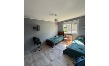 VENTA / CASA MODERNA CON GAS NATURAL / SIERRA DE LOS PADRES