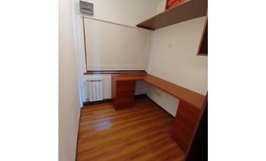 VENTA DEPTO 5 AMB. EN DUPLEX C/COCHERA FRENTE A PLAZA ESPAÑA