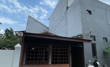 RUANG USAHA STRATEGIS DEKAT HOTEL ROYAL AMBARUKMO DEPOK SLEMAN YOGYA