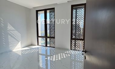 Rumah Siap Huni Mewah Citraland CPI Losari View Pinggir Laut Dekat  Rs. Siloam