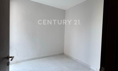 Rumah Siap Huni Mewah Citraland CPI Losari View Pinggir Laut Dekat  Rs. Siloam