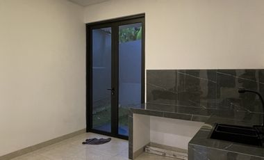 Hunian 2 Lantai Selangkah ke jakarta selatan