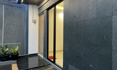 Hunian 2 Lantai Selangkah ke jakarta selatan