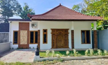 DIJUAL RUMAH ETNIK MODERN DI PEDESAAN BOROBUDUR MAGELANG