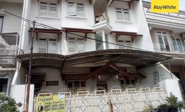Dijual Rumah Kos Dijalan Lesti Surabaya Pusat
