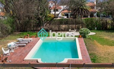 Casa en venta - APTA CREDITO - Club De Campo El Tipal