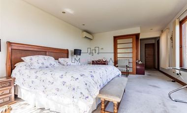 Casa en Arriendo en Santa Maria de Manquehue