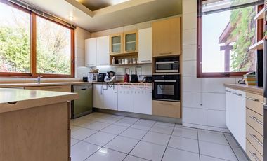 Casa en Arriendo en Santa Maria de Manquehue