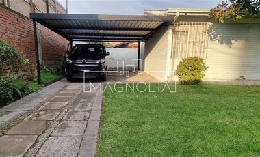 Local Comercial en Venta en Tomás Moro a pasos de Apoquindo