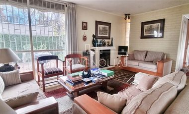 Local Comercial en Venta en Tomás Moro a pasos de Apoquindo