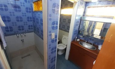 VENTA LOCAL (ex sandwichería) en EXCELENTE ubicación COMERCIALconvivienda AMPLIA en PLANTA ALTA. VENTA EN BLOCK