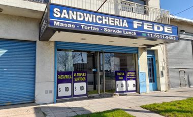 VENTA LOCAL (ex sandwichería) en EXCELENTE ubicación COMERCIALconvivienda AMPLIA en PLANTA ALTA. VENTA EN BLOCK