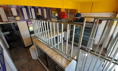 VENTA LOCAL (ex sandwichería) en EXCELENTE ubicación COMERCIALconvivienda AMPLIA en PLANTA ALTA. VENTA EN BLOCK