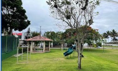 VENTA DE TERRENO EN CLUB SAN JOSÉ -  V.Vill.