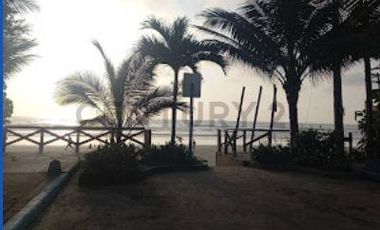 VENTA DE TERRENO EN CLUB SAN JOSÉ -  V.Vill.