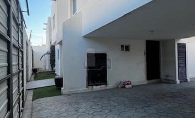 Casa en renta en Jardines de Santa Mónica, Cd. Juárez, Chihuahua.