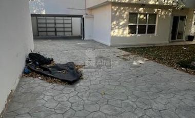 Casa en renta en Jardines de Santa Mónica, Cd. Juárez, Chihuahua.