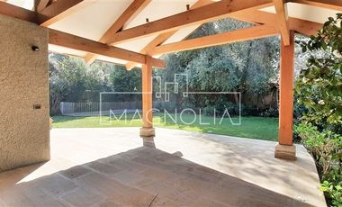 Casa en Arriendo en A pasos de universidad tecnica federico santa maria