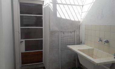 Casa en venta - 1 Dormitorio 1 Baño - Cochera - 180Mts2 - La Plata
