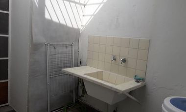 Casa en venta - 1 Dormitorio 1 Baño - Cochera - 180Mts2 - La Plata