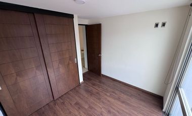 CASA REMODELADA EN VENTA EN LOMAS DEL RÍO