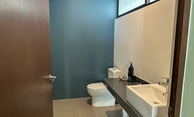 Casa en venta en privada al norte zona de Cholul