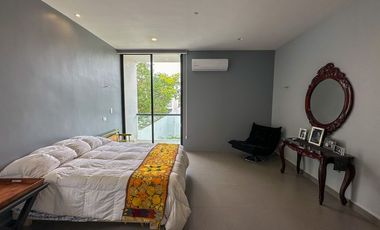 Casa en venta en privada al norte zona de Cholul