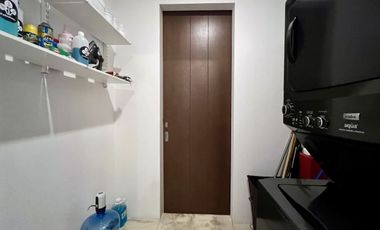 En venta casa remodelada en zona de San Sebastián, centro.