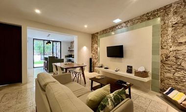 En venta casa remodelada en zona de San Sebastián, centro.