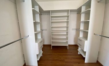 Casa en Renta Vista Bosques, con ampliación cerca de carretera México - Toluca