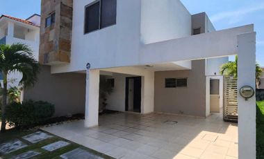 Casa en VENTA o RENTA en LOMAS RESIDENCIAL | Cerca del parque