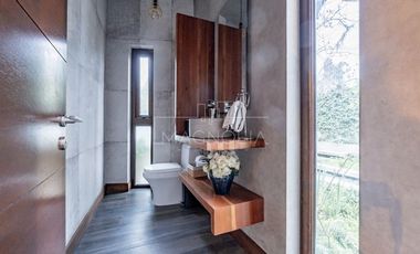 Casa en Arriendo en Fundo San Jorge - Colegio Pucalán