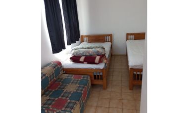 SE ARRIENDA AMPLIA CASA EN CALDERILLA