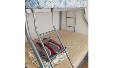 SE ARRIENDA AMPLIA CASA EN CALDERILLA