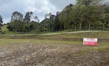 Lote en exclusiva urbanización sector Fizebad