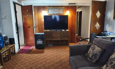 Casa en Venta en Avenida Illanes 956