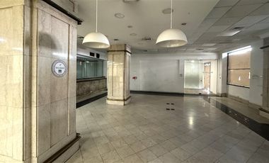 Local Comercial en Arriendo en Avenida Providencia / Andrés de Fuenzalida