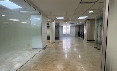 Local Comercial en Arriendo en Avenida Providencia / Andrés de Fuenzalida