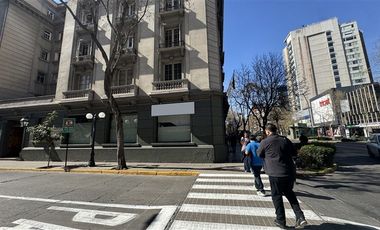 Local Comercial en Arriendo en Avenida Providencia / Andrés de Fuenzalida