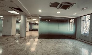 Local Comercial en Arriendo en Avenida Providencia / Andrés de Fuenzalida