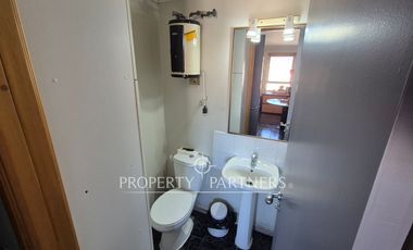 Amplia oficina amoblada en edificio orientado a la salud en pleno Balmaceda