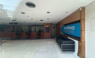 Local Comercial en Arriendo en Antigua Oficina Aerolineas Argentinas