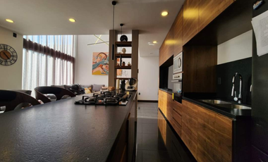 CASA EN VENTA EN MORELIA, LOMA ALTA TRES MARÍAS.