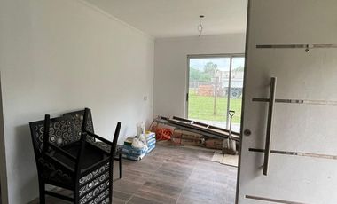 CASA EN VENTA 2 DORMITORIOS CON PILETA IBARLUCEA