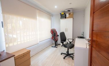 SE VENDE CASA A METROS DEL PARQUE FEDERAL